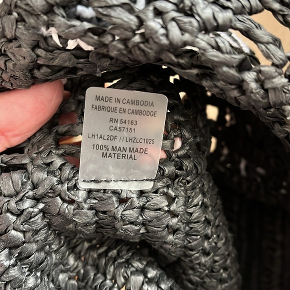 Karl Lagerfeld Paris Antivibes Straw Logo Strap Tote EUC - Picture 13 of 15